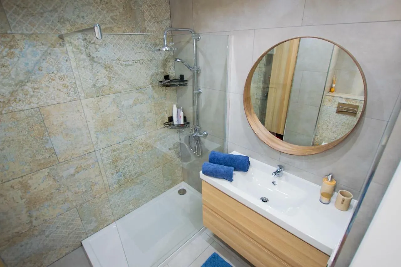 Relax Tropical Las Americas - Tenesol Rentals Playa de las Americas  0*, Playa de las Americas (Tenerife)